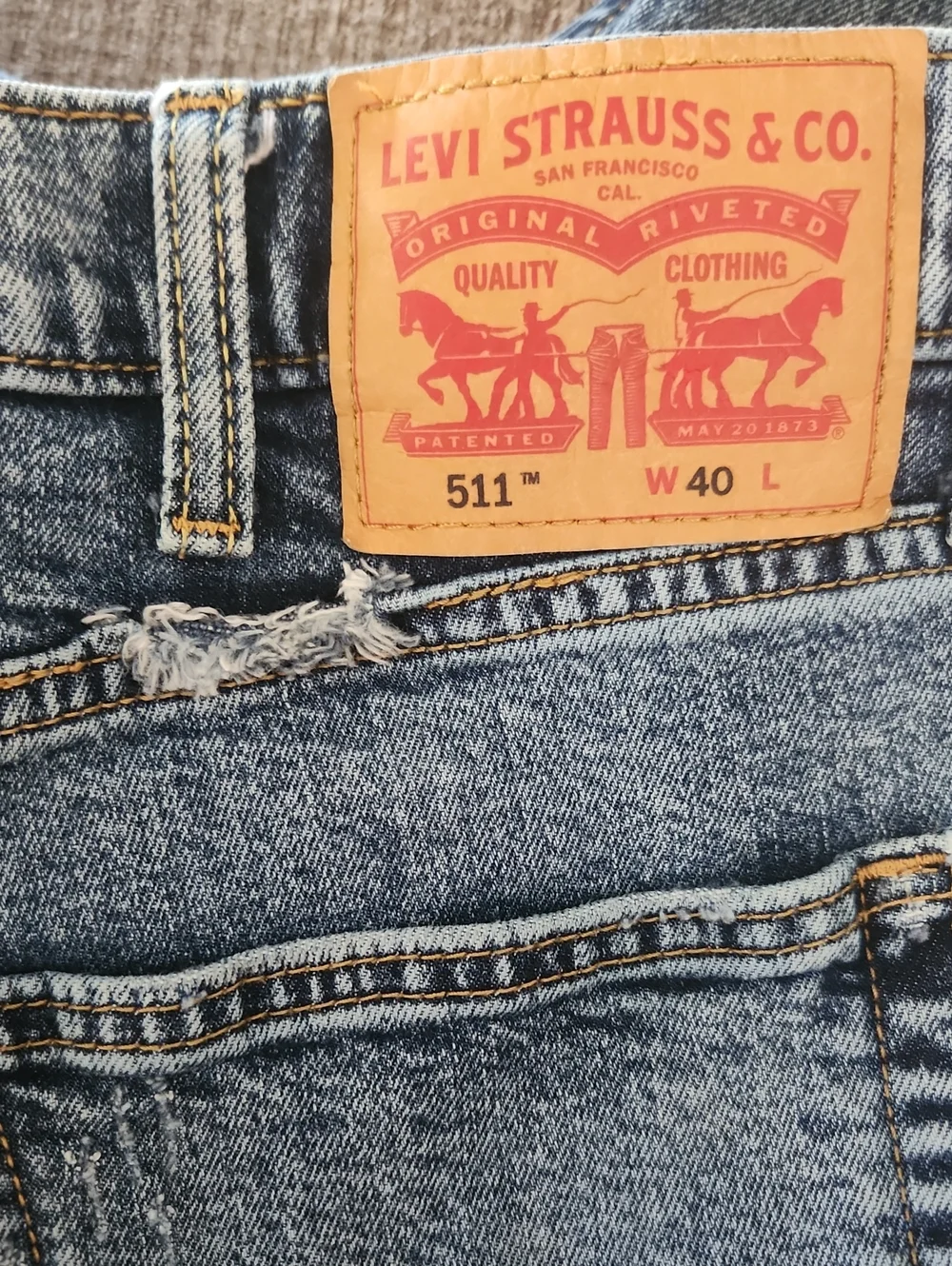 Levis 5 Pocket 511 Jeans Shorts (40)